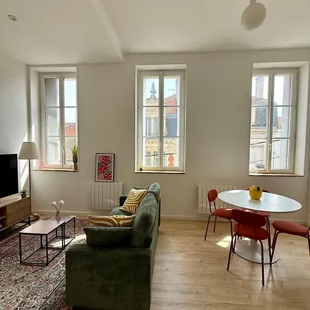 Proche Apartment